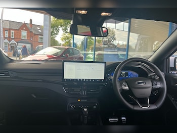 Used Ford Focus 2023 for sale - 76302008: Photo