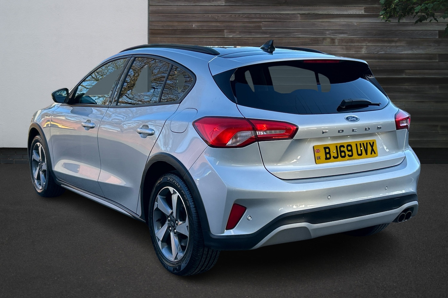 Used Ford Focus 2019 for sale - 76673738: Photo 2