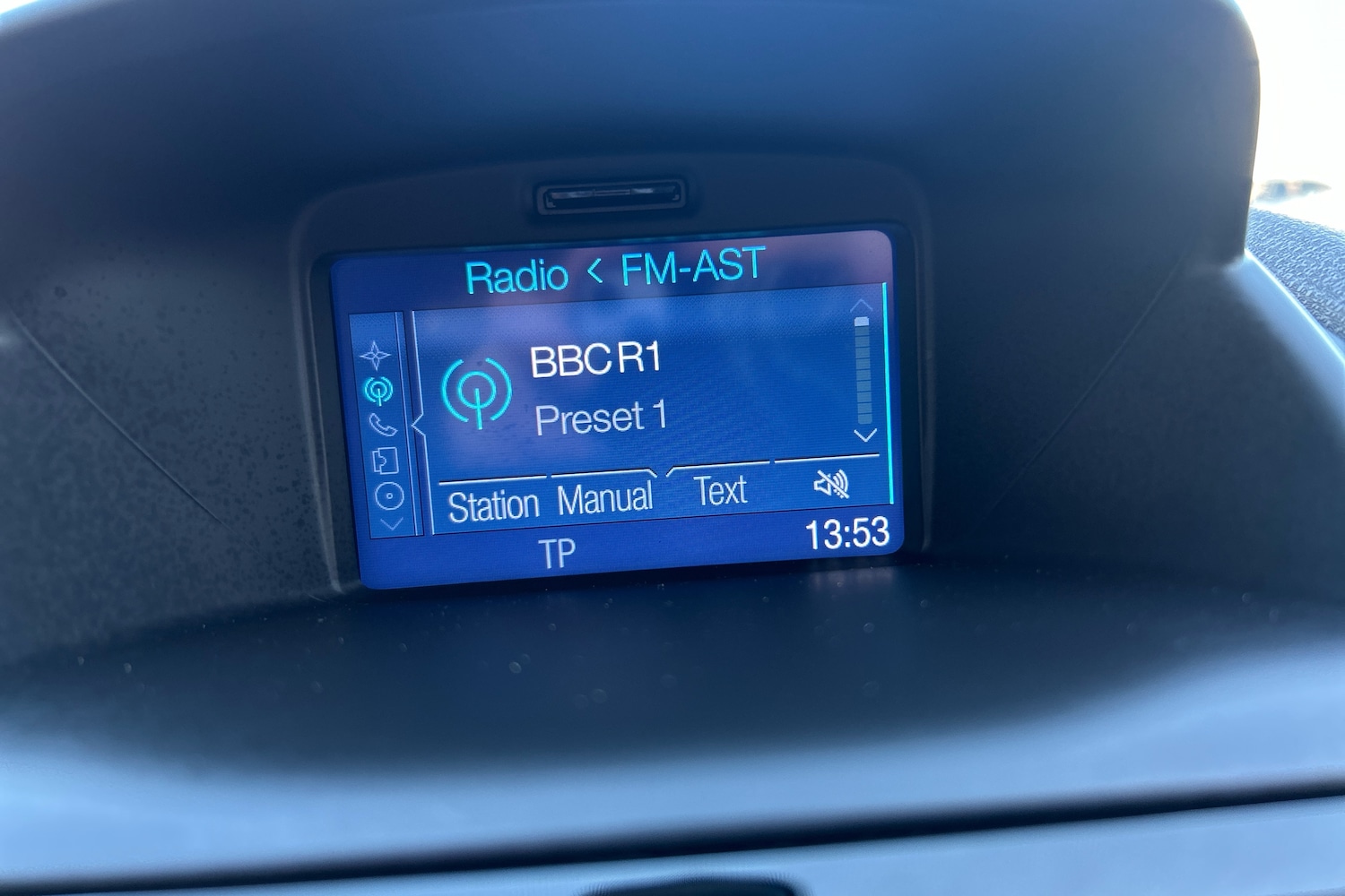 Used Ford Fiesta 2017 for sale - 76691239: Photo 15