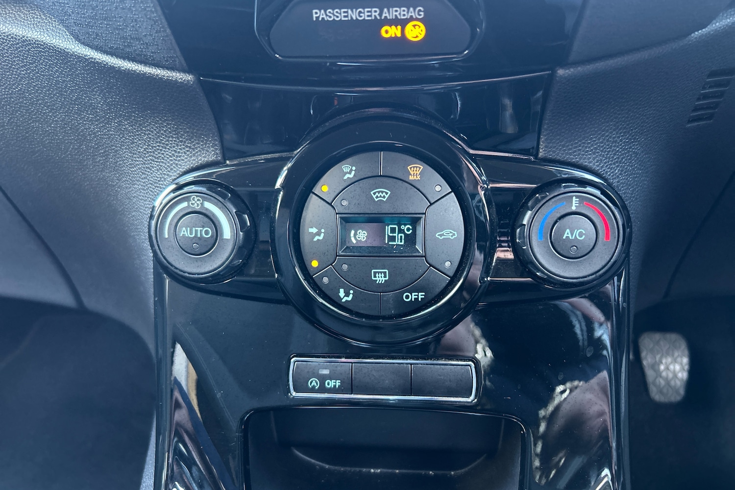 Used Ford Fiesta 2017 for sale - 76691239: Photo 21