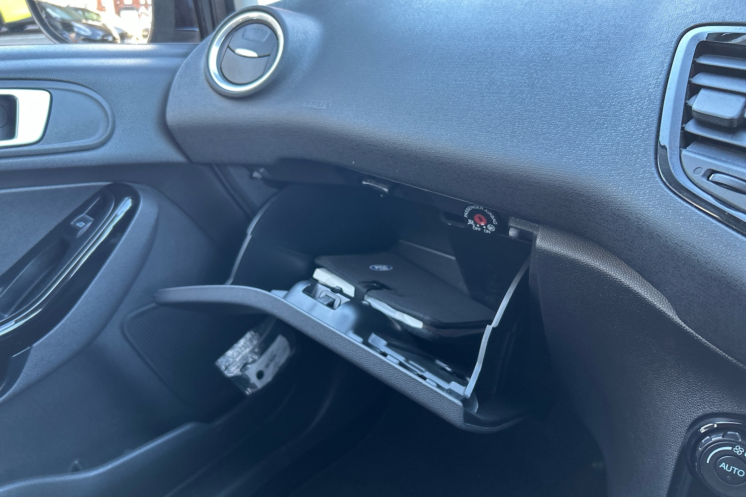 Used Ford Fiesta 2017 for sale - 76691239: Photo 25