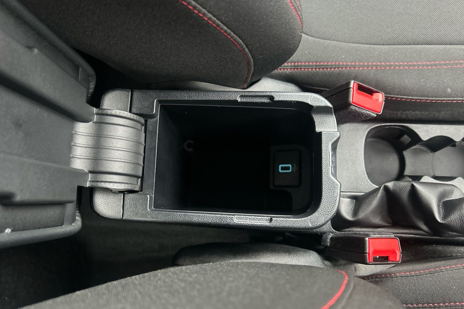 Used Ford Fiesta 2024 for sale - 77640302: Photo 24