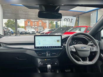 Used Ford Focus 2024 for sale - 76302017: Photo
