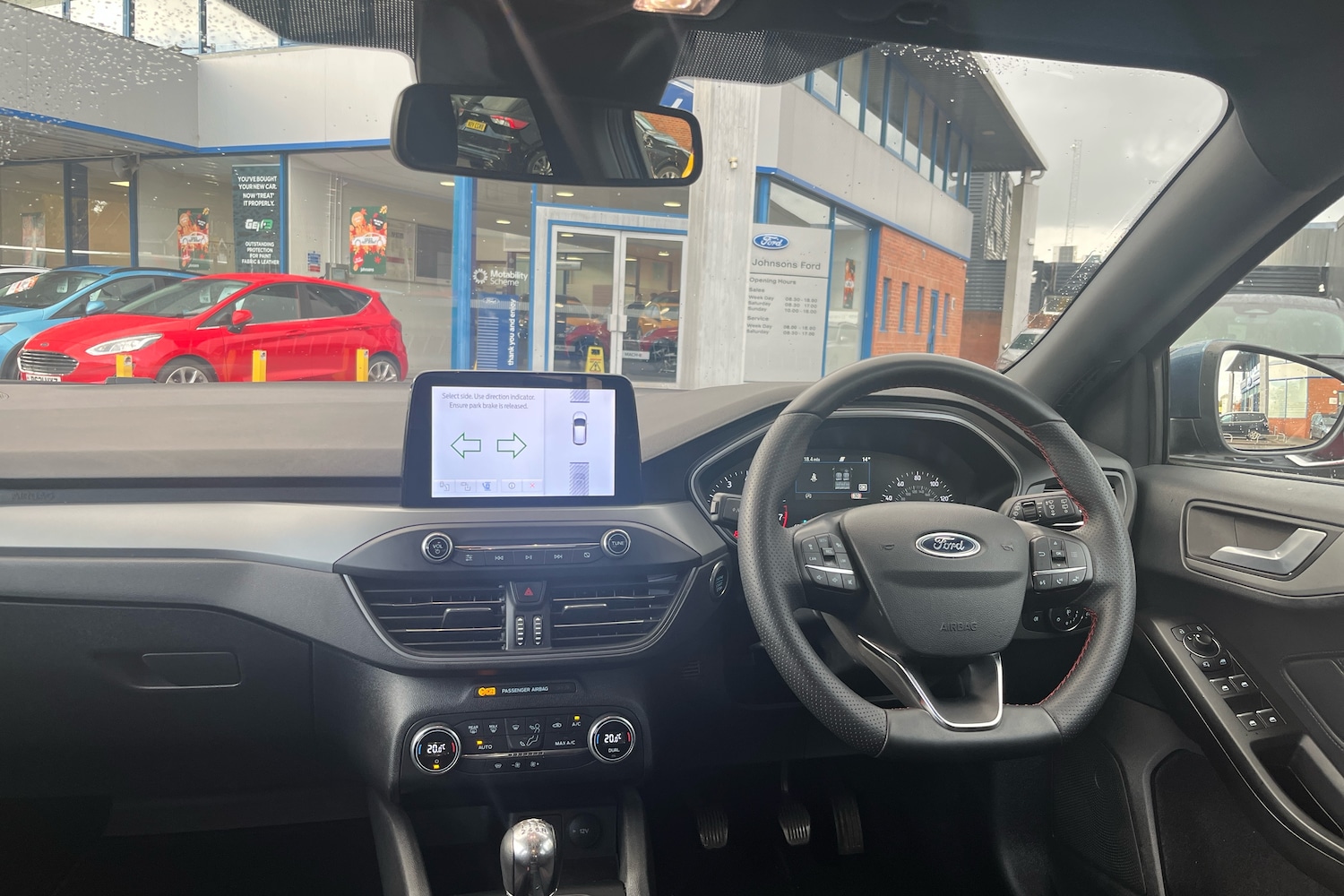 Used Ford Focus 2022 for sale - 76675149: Photo 3