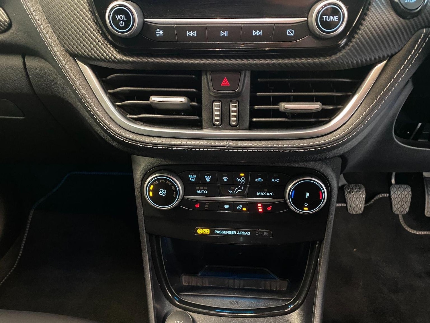 Vehicle 28