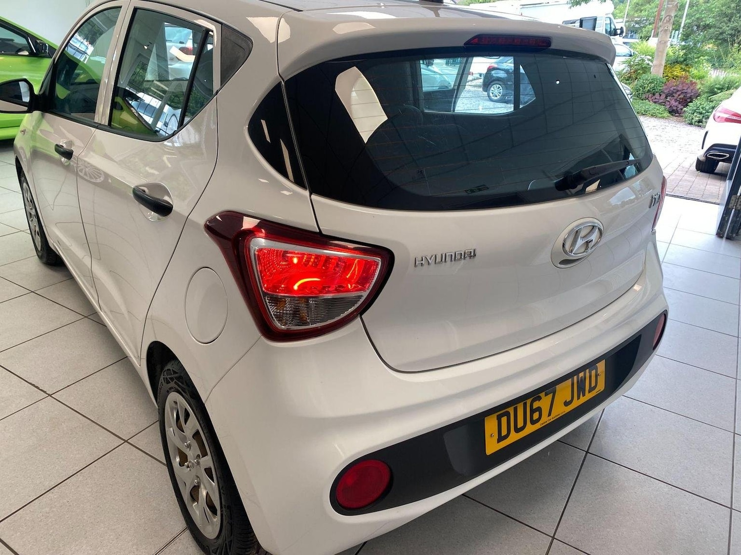Vehicle 21