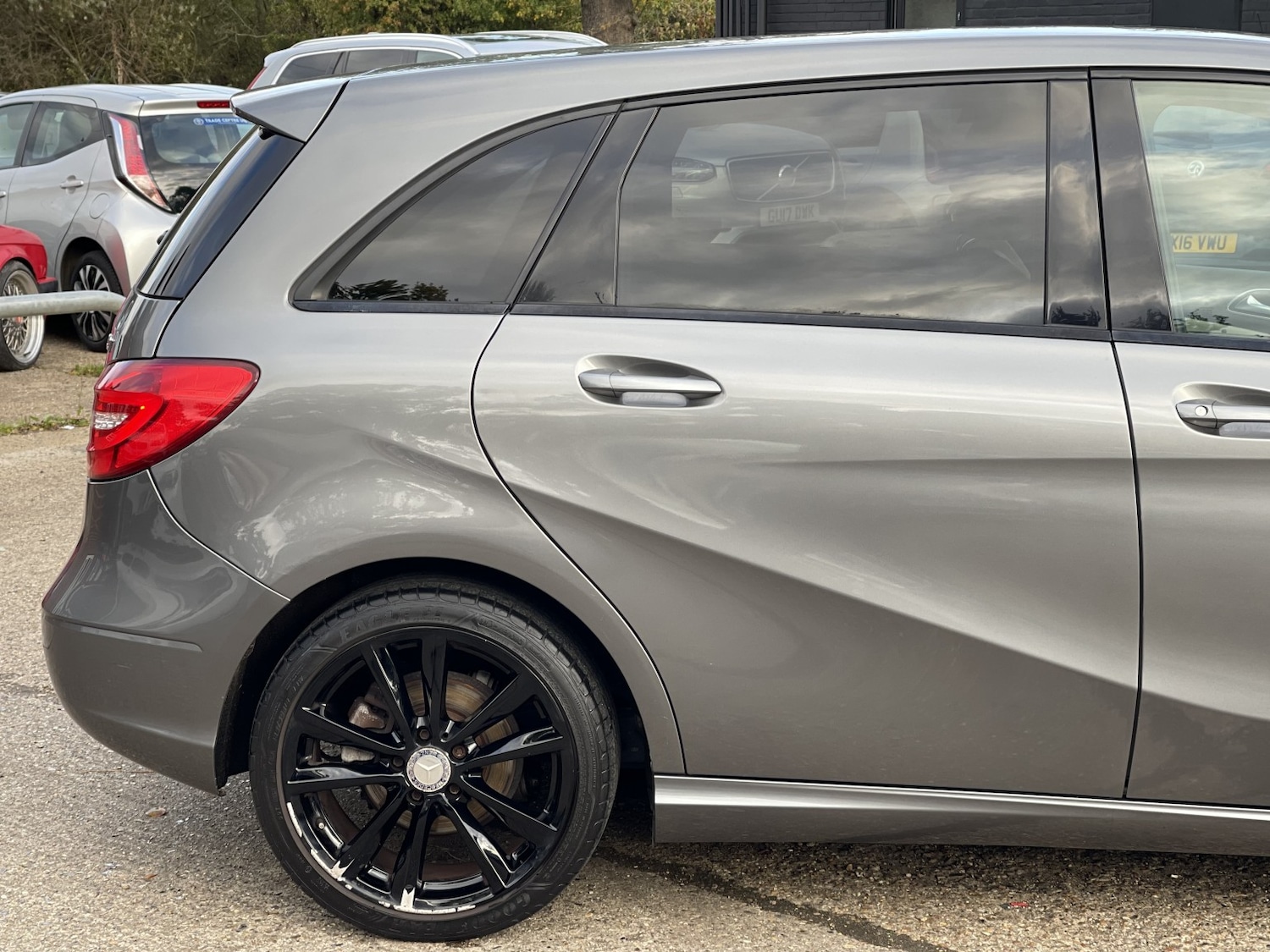 Used Mercedes-Benz B-Class 2012 for sale - 76174135: Photo 10