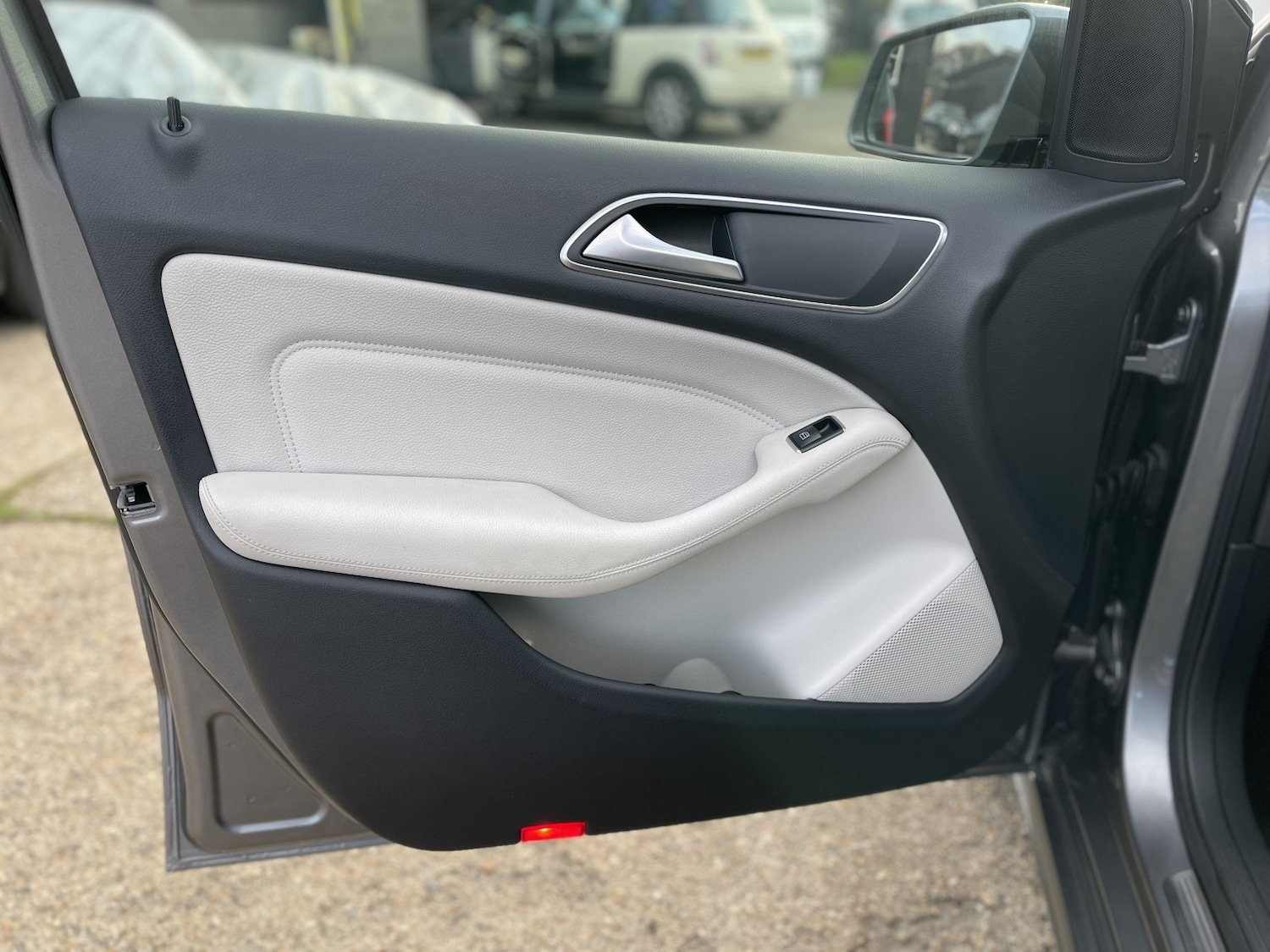 Used Mercedes-Benz B-Class 2012 for sale - 76174135: Photo 34