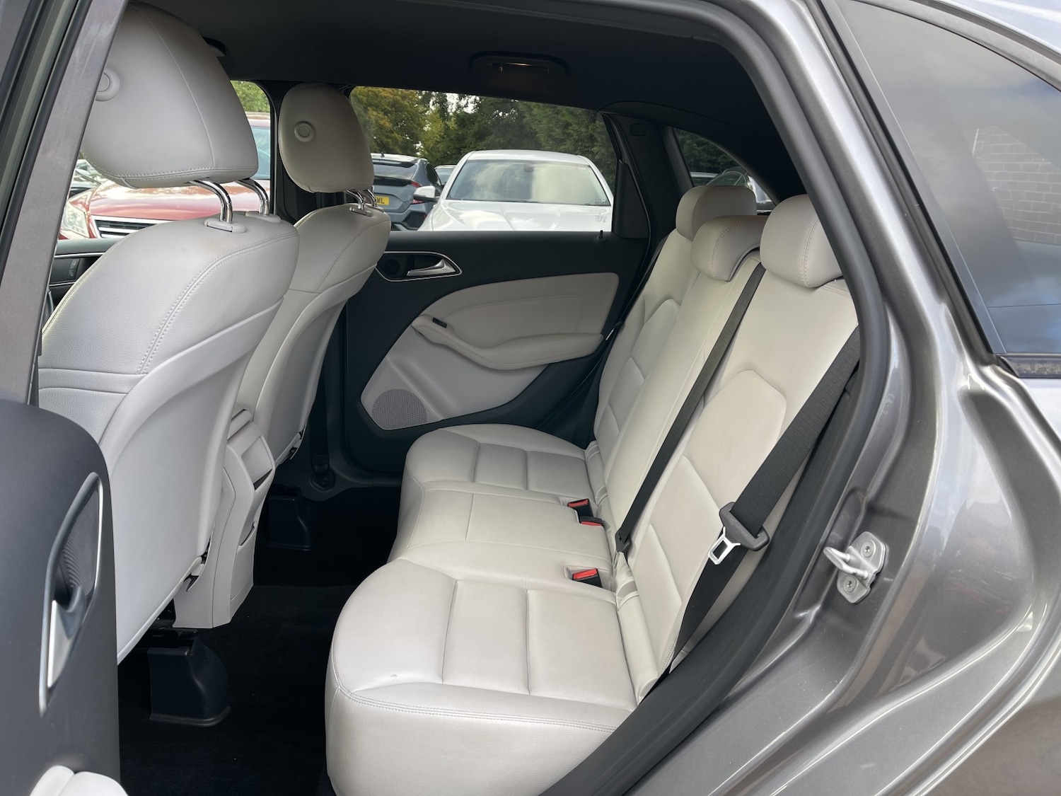 Used Mercedes-Benz B-Class 2012 for sale - 76174135: Photo 38