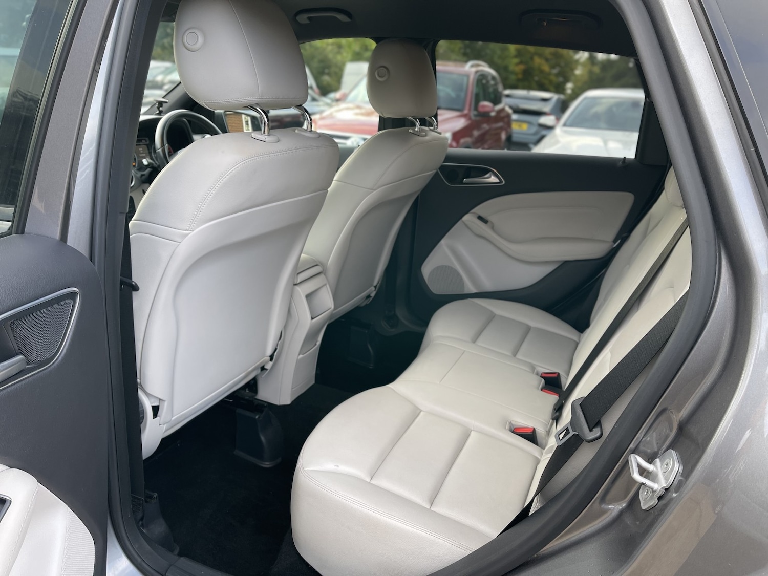 Used Mercedes-Benz B-Class 2012 for sale - 76174135: Photo 39