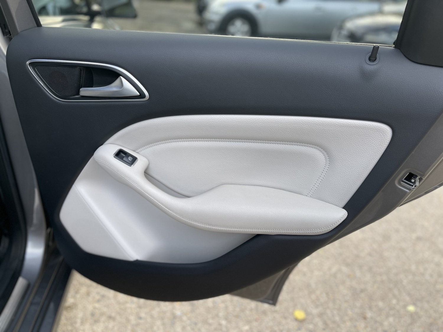 Used Mercedes-Benz B-Class 2012 for sale - 76174135: Photo 43