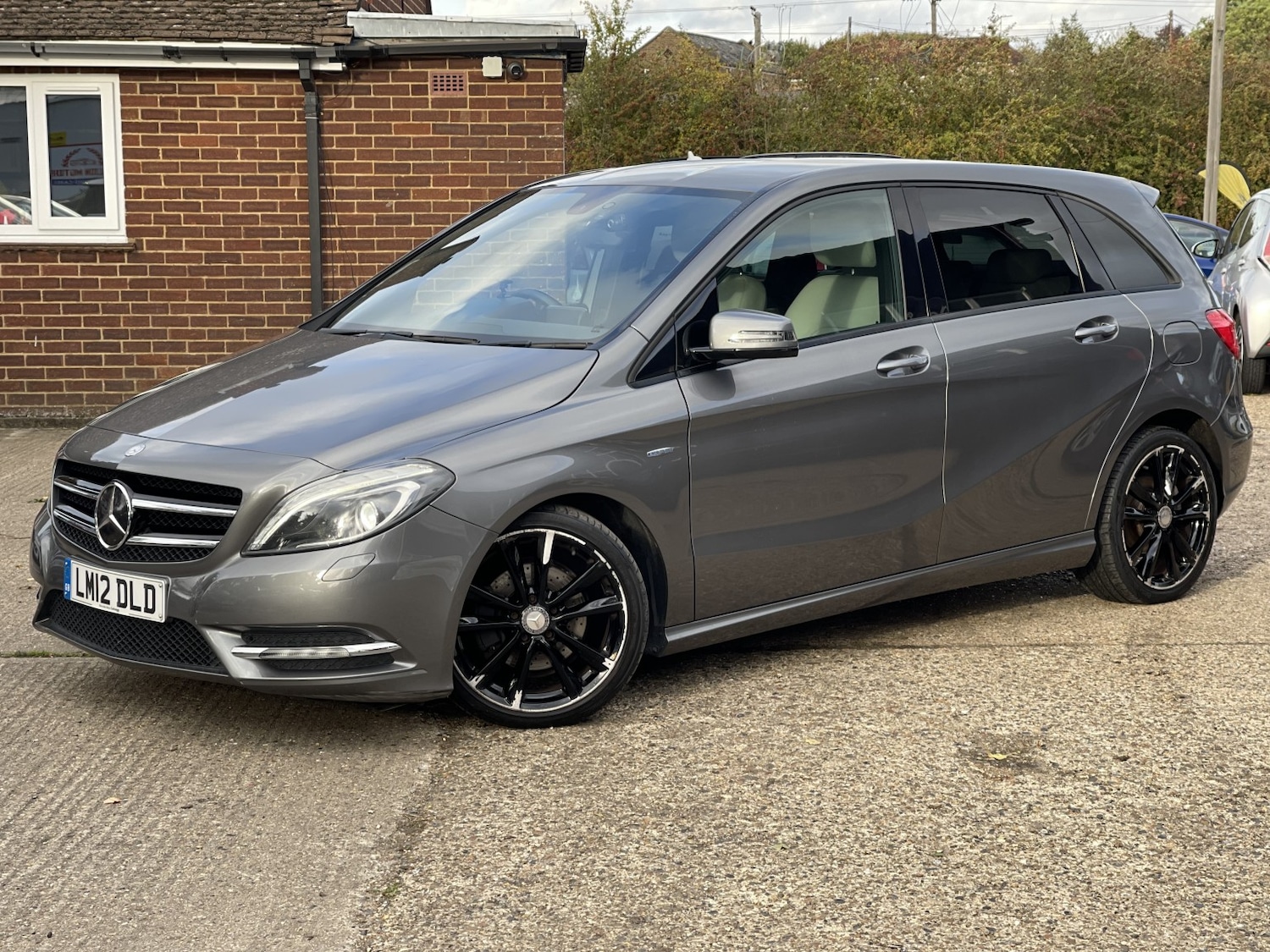 Used Mercedes-Benz B-Class 2012 for sale - 76174135: Photo 8