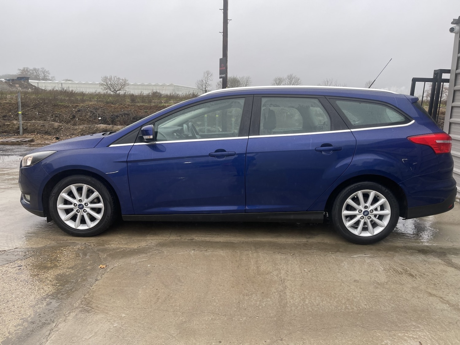 Used Ford Focus 2015 for sale - 76859144: Photo 27