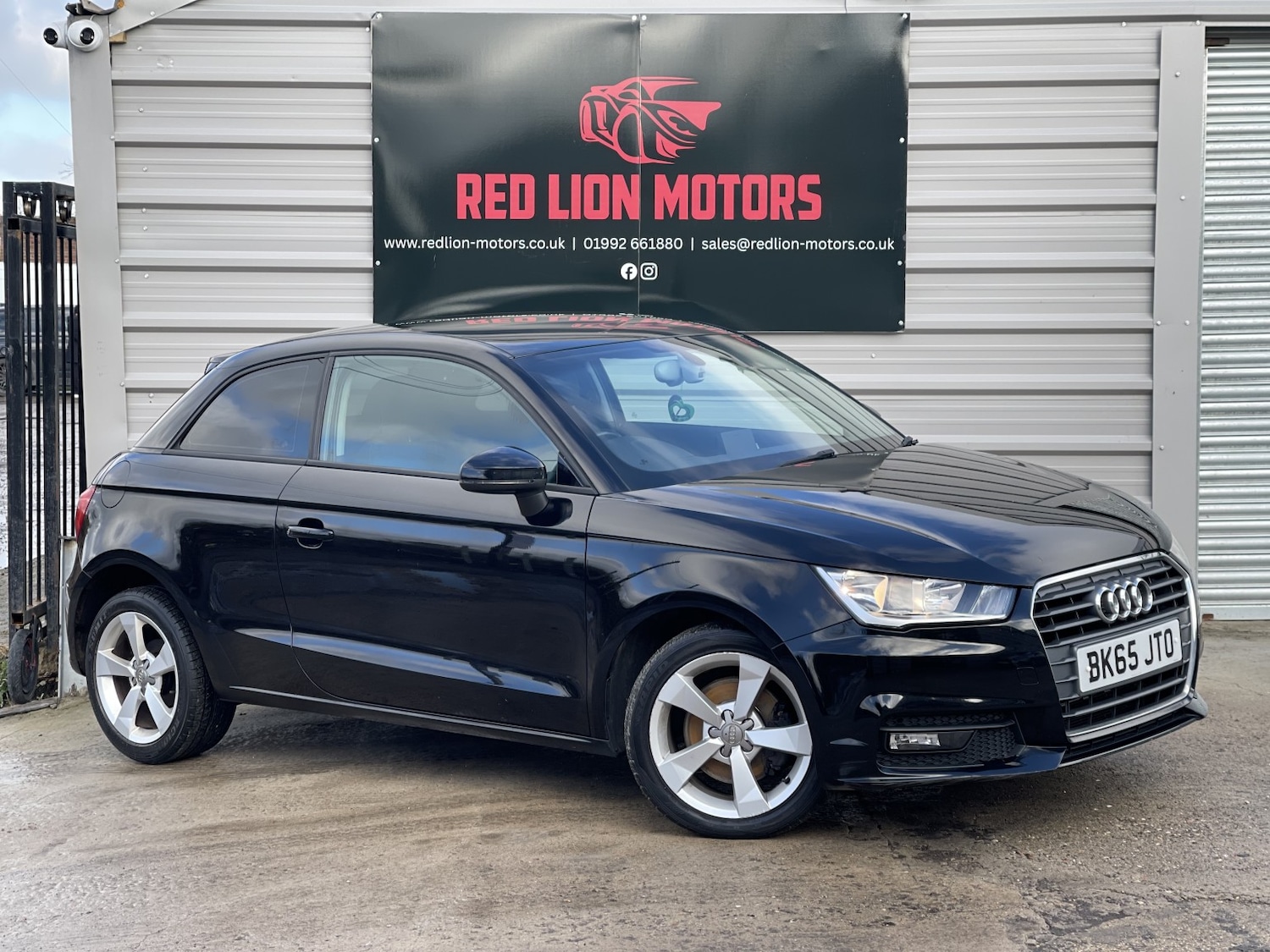 Used Audi A1 2015 for sale - 77438375: Photo 2