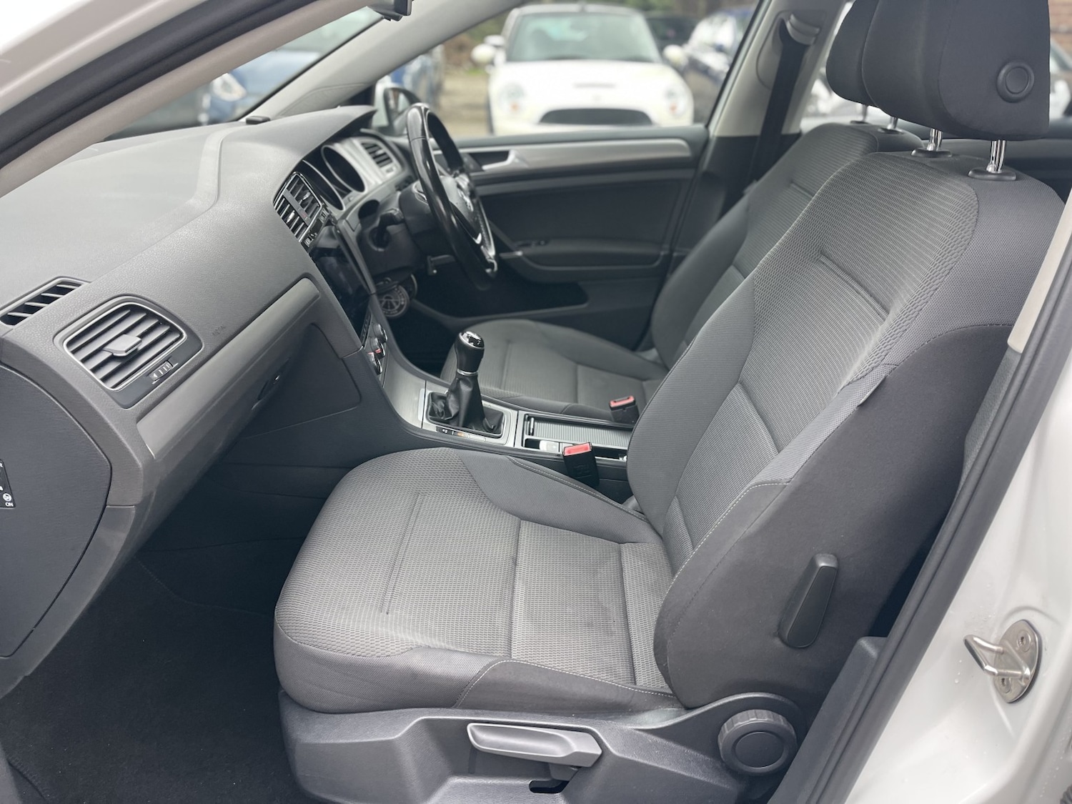 Used Volkswagen Golf 2015 for sale - 78131608: Photo 36