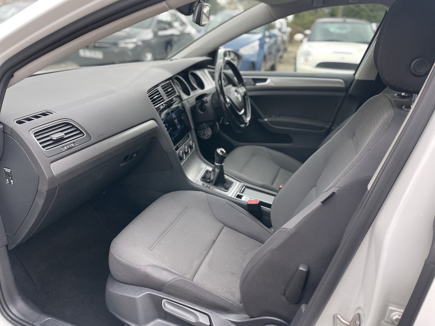 Used Volkswagen Golf 2015 for sale - 78131608: Photo 37