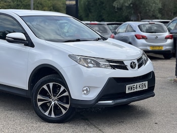 Used Toyota RAV4 2015 for sale - 79400733: Photo