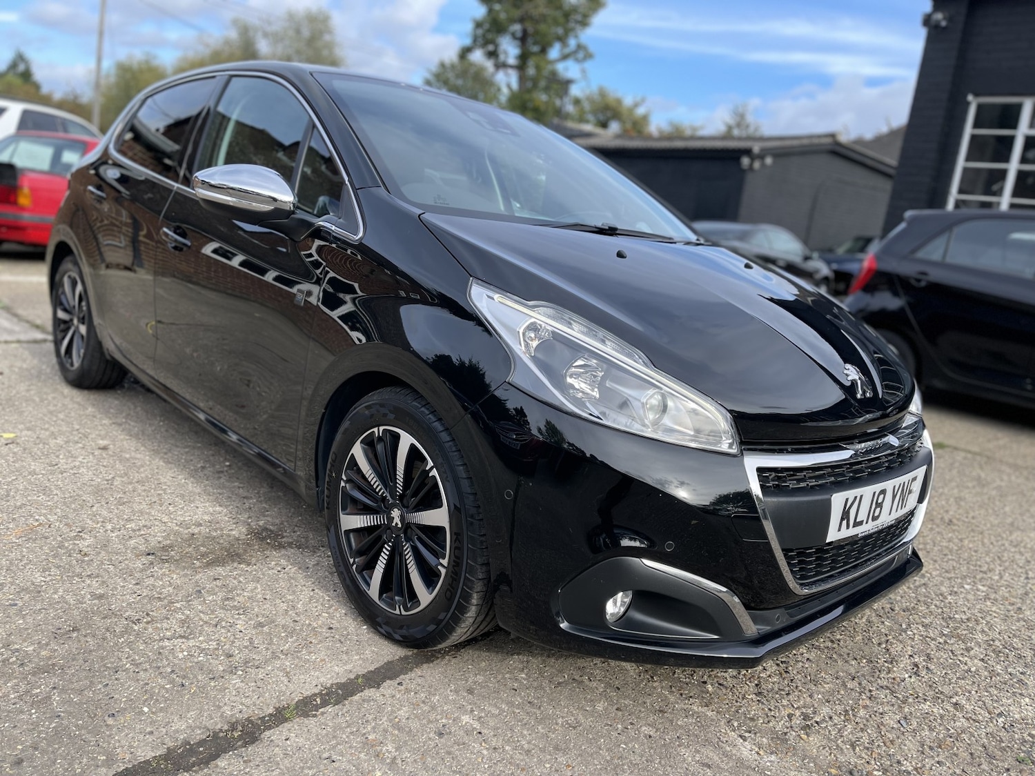 Used Peugeot 208 2018 for sale - 76178979: Photo 20