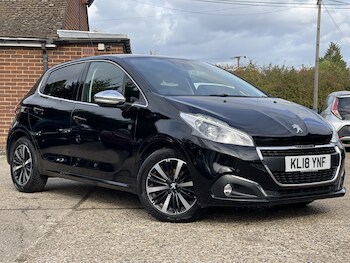 Used Peugeot 208 2018 for sale - 76178979: Photo 2