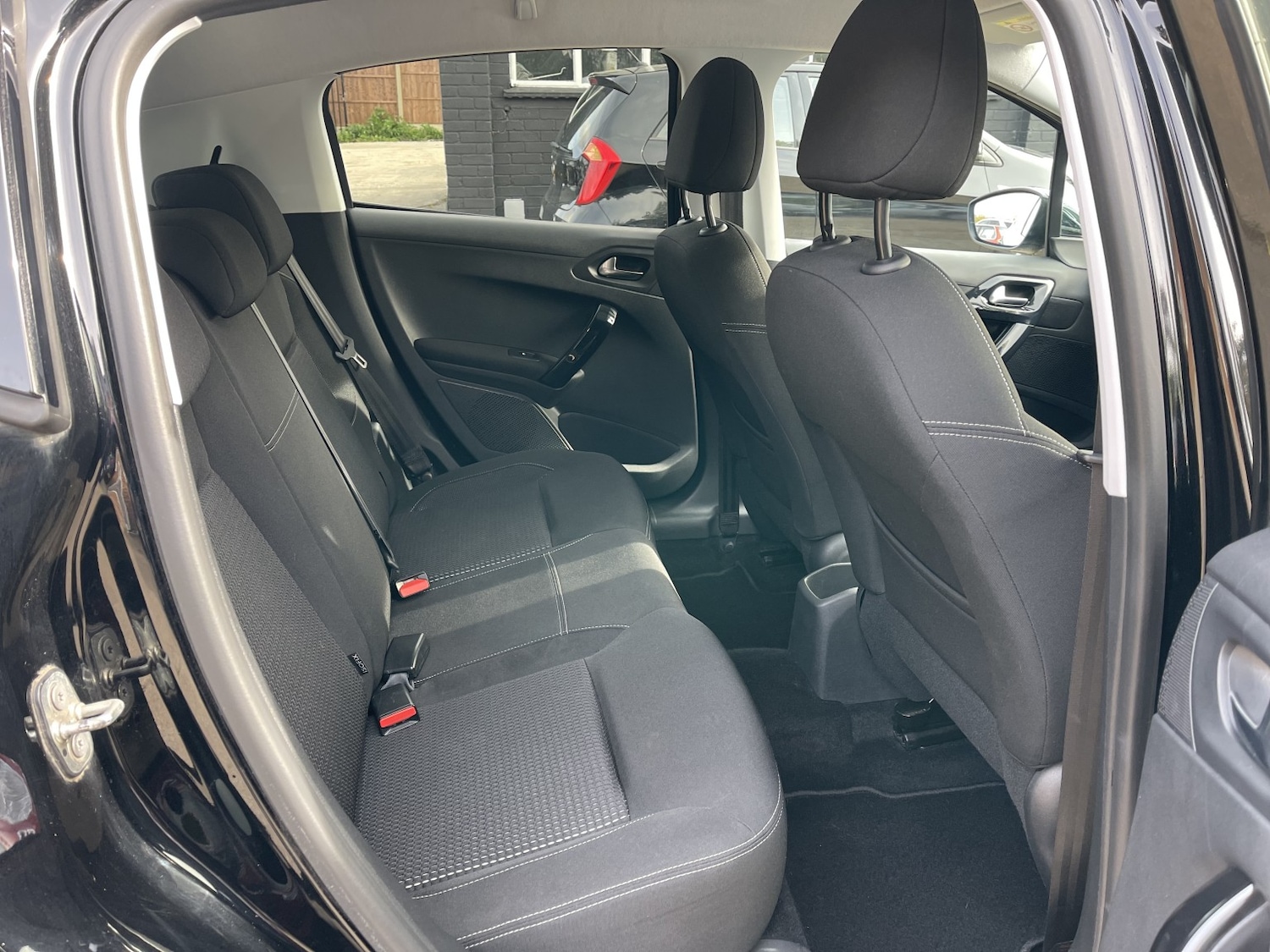 Used Peugeot 208 2018 for sale - 76178979: Photo 49
