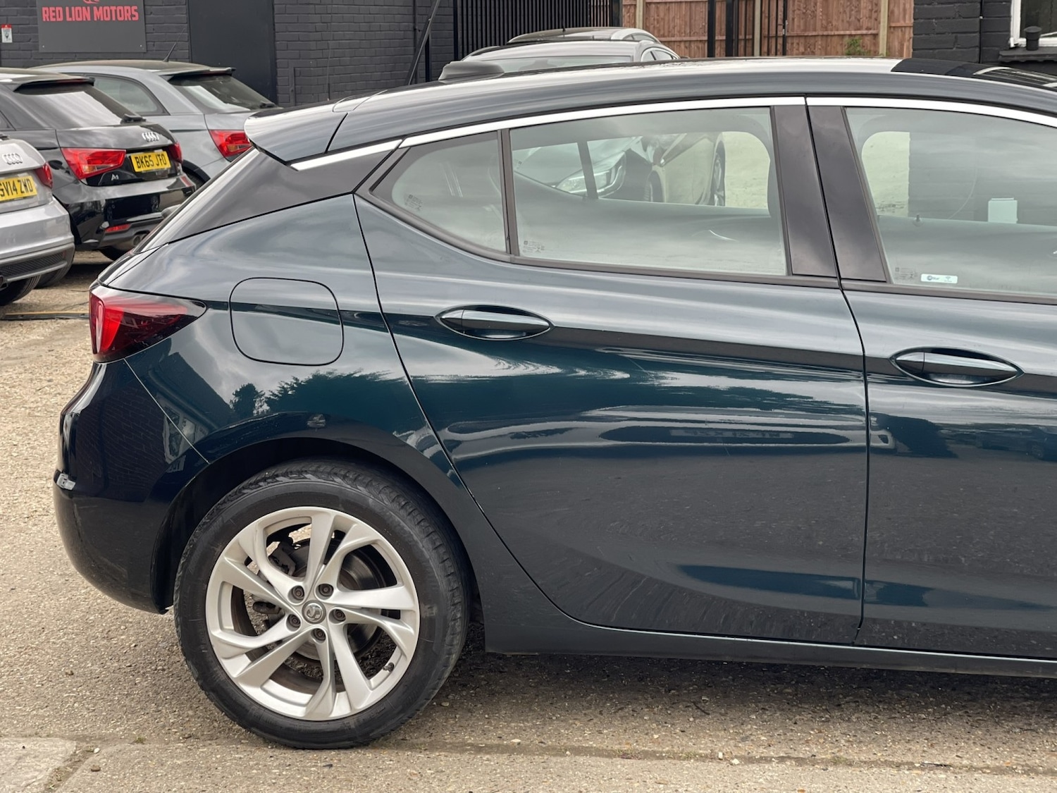 Used Vauxhall Astra 2018 for sale - 78141055: Photo 22