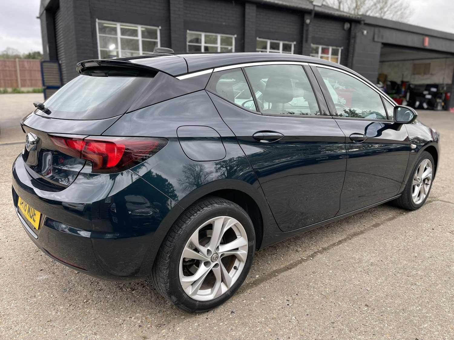 Used Vauxhall Astra 2018 for sale - 78141055: Photo 23