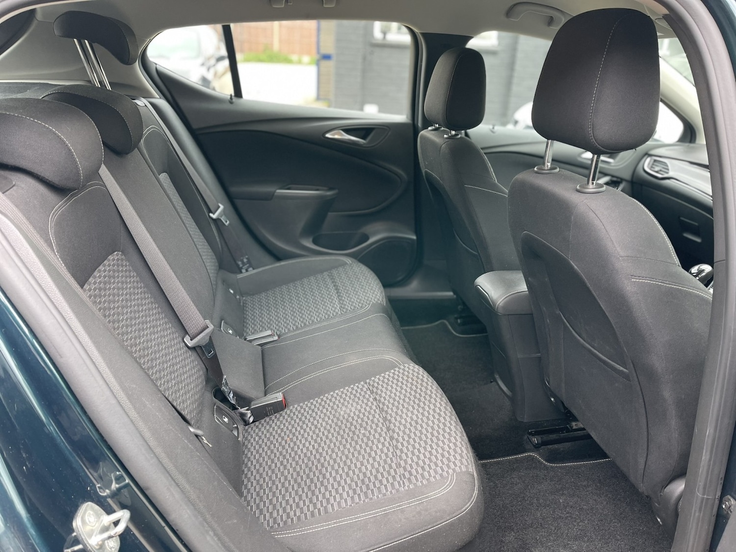 Used Vauxhall Astra 2018 for sale - 78141055: Photo 44