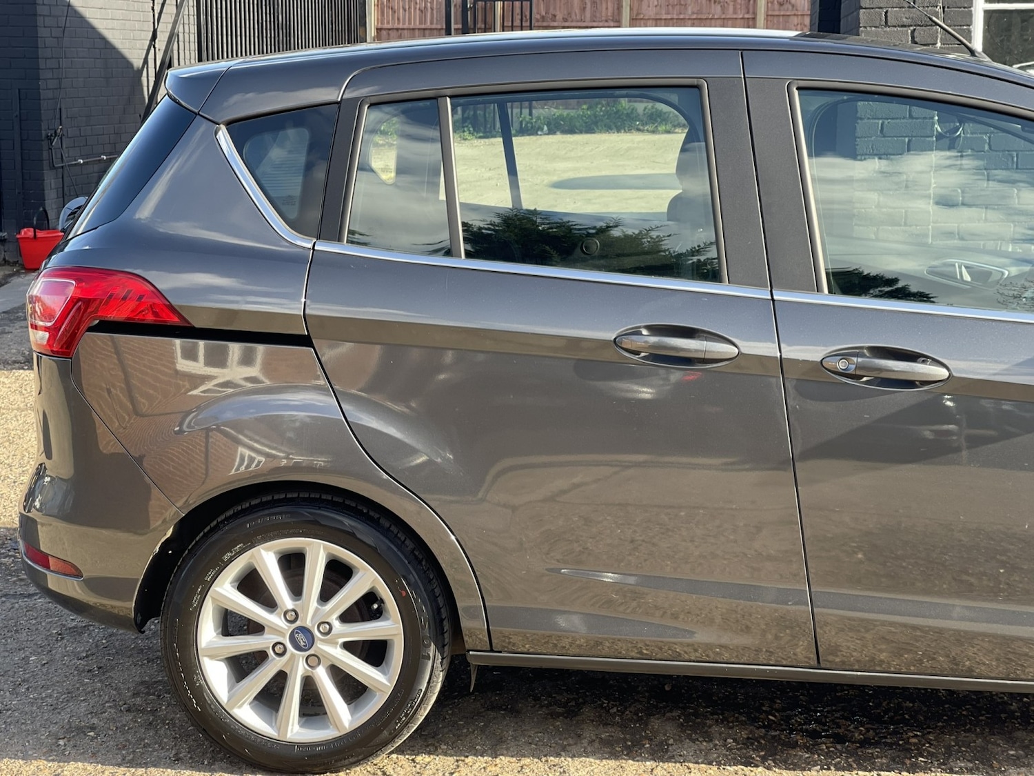 Used Ford B-MAX 2017 for sale - 77836990: Photo 23