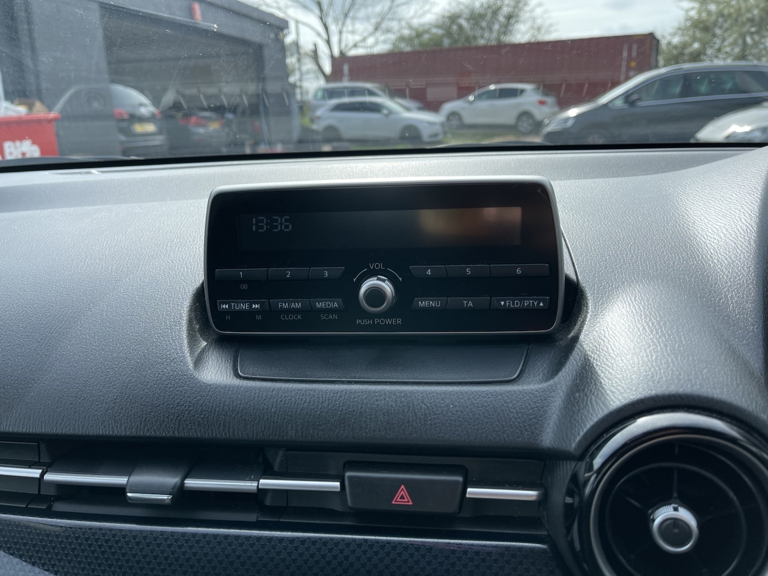 Used Mazda Mazda2 2018 for sale - 78134992: Photo 55