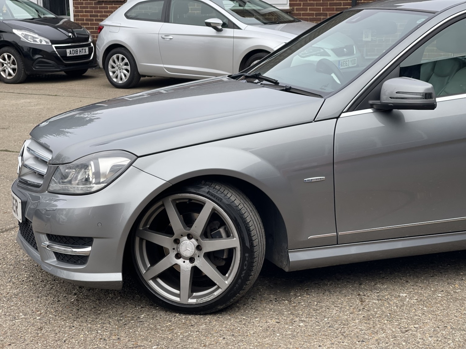 Used Mercedes-Benz C Class 2011 for sale - 77766419: Photo 11