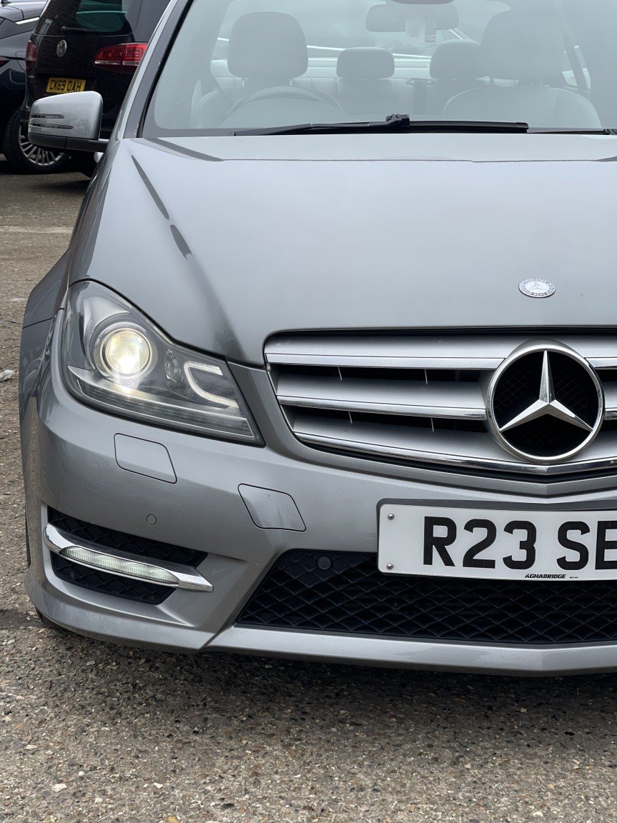 Used Mercedes-Benz C Class 2011 for sale - 77766419: Photo 14