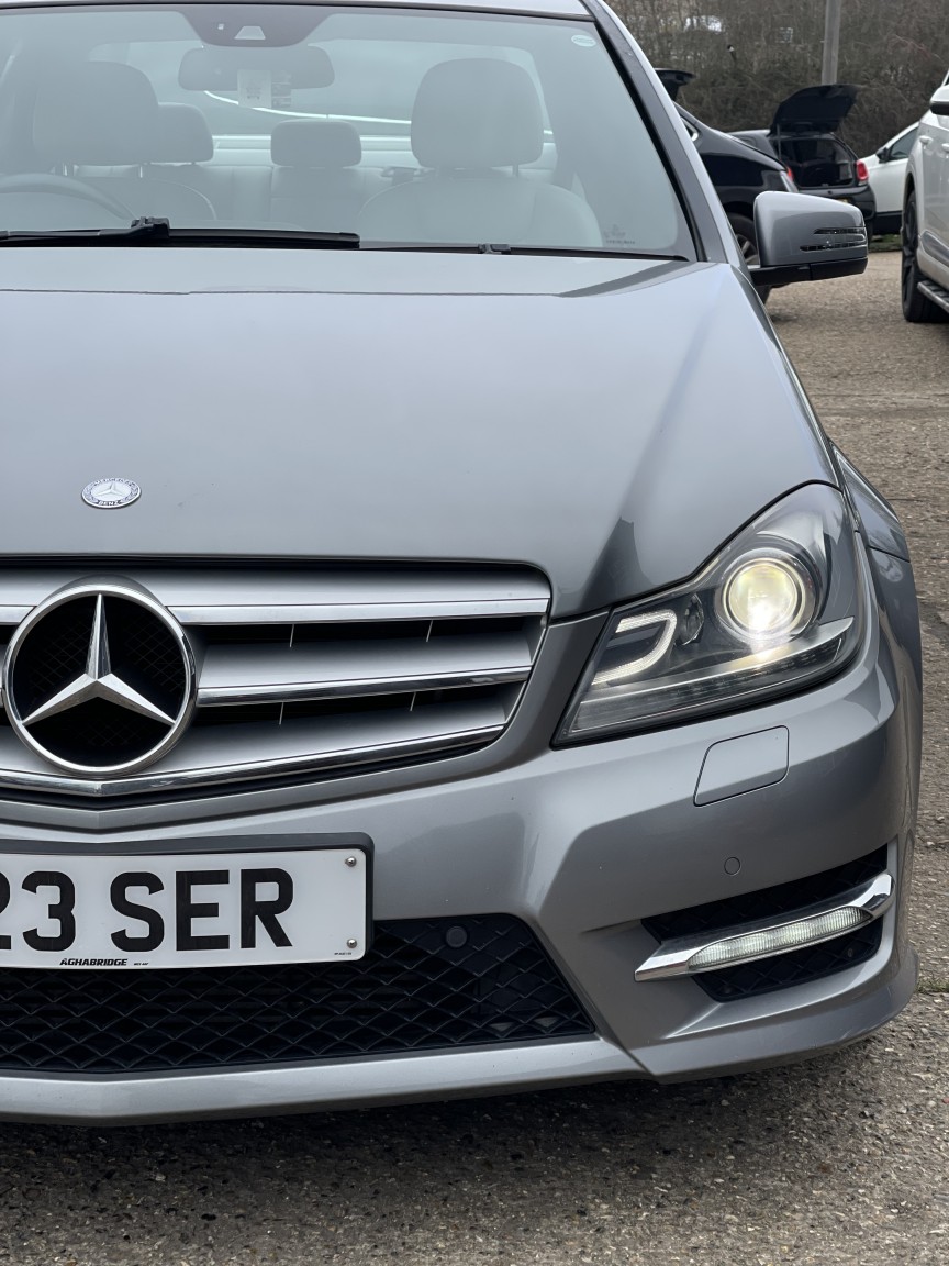 Used Mercedes-Benz C Class 2011 for sale - 77766419: Photo 15