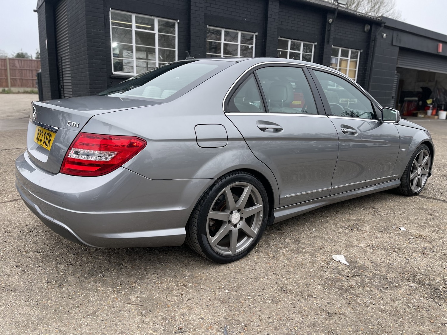 Used Mercedes-Benz C Class 2011 for sale - 77766419: Photo 19