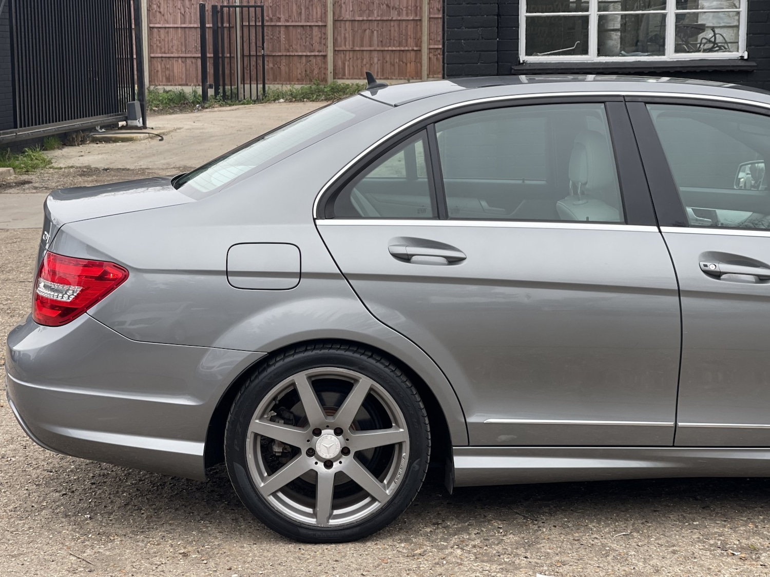 Used Mercedes-Benz C Class 2011 for sale - 77766419: Photo 20