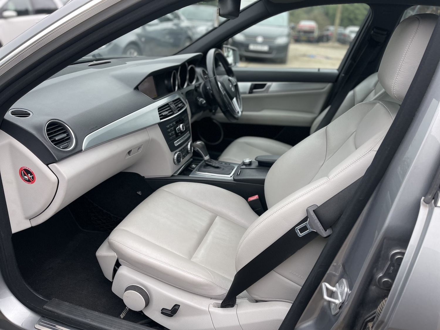 Used Mercedes-Benz C Class 2011 for sale - 77766419: Photo 29