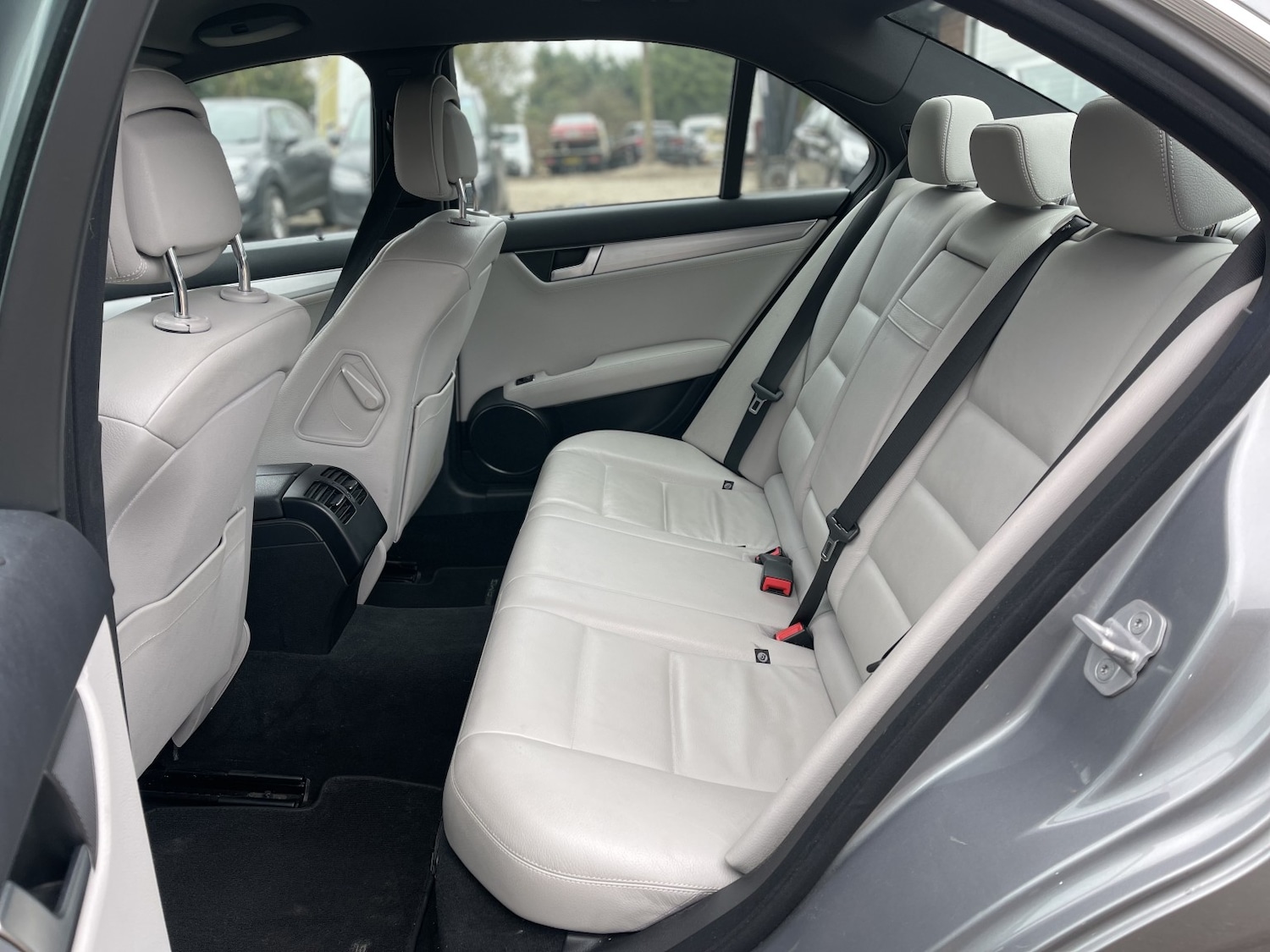 Used Mercedes-Benz C Class 2011 for sale - 77766419: Photo 34