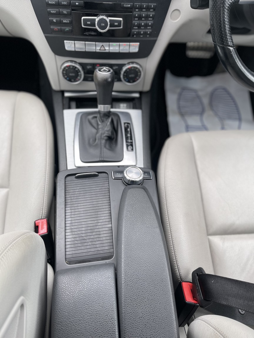 Used Mercedes-Benz C Class 2011 for sale - 77766419: Photo 41