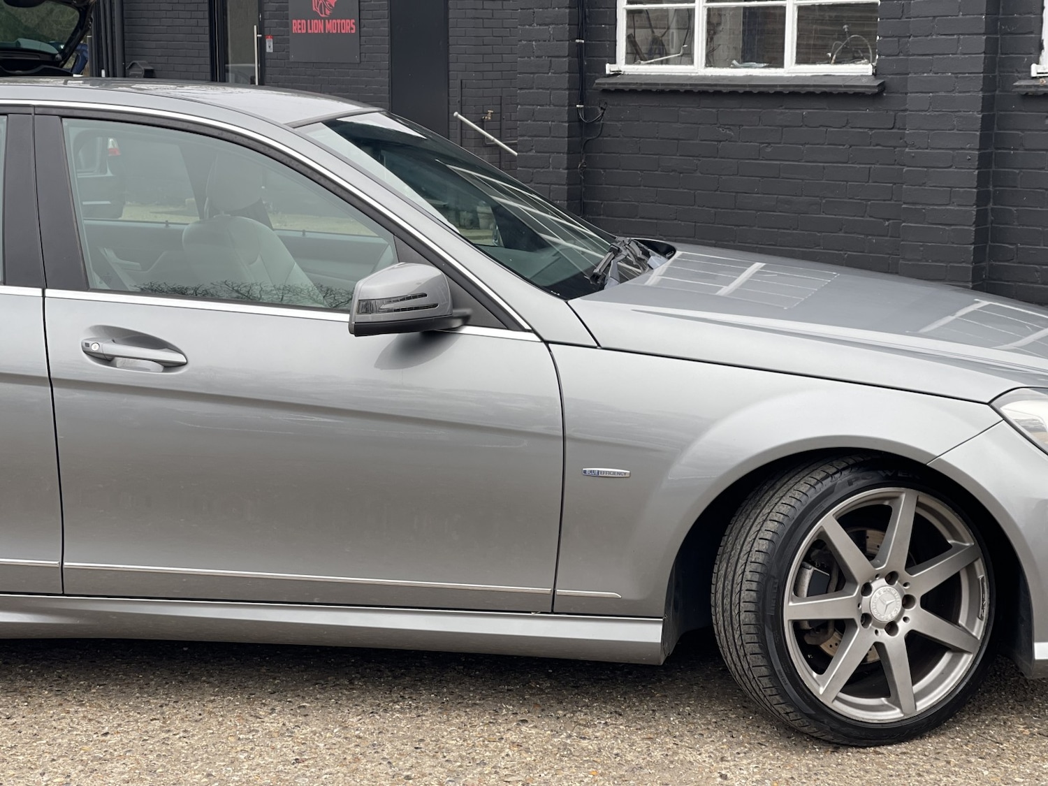 Used Mercedes-Benz C Class 2011 for sale - 77766419: Photo 5