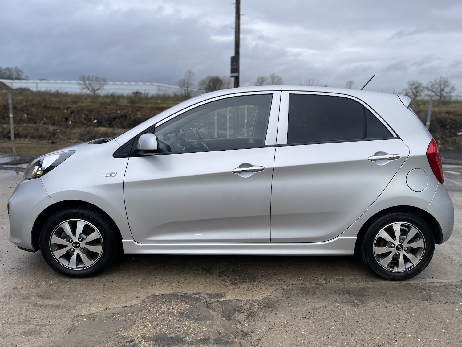 Used Kia Picanto 2015 for sale - 77296854: Photo 30