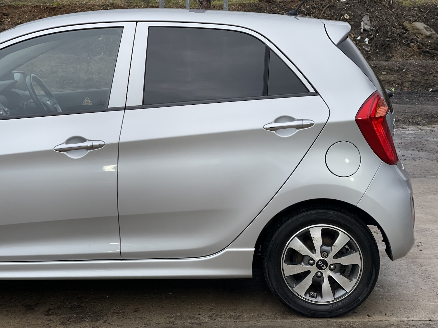 Used Kia Picanto 2015 for sale - 77296854: Photo 31