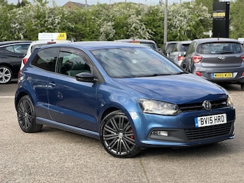 Used Volkswagen Polo 2015 for sale - 78534755: Photo