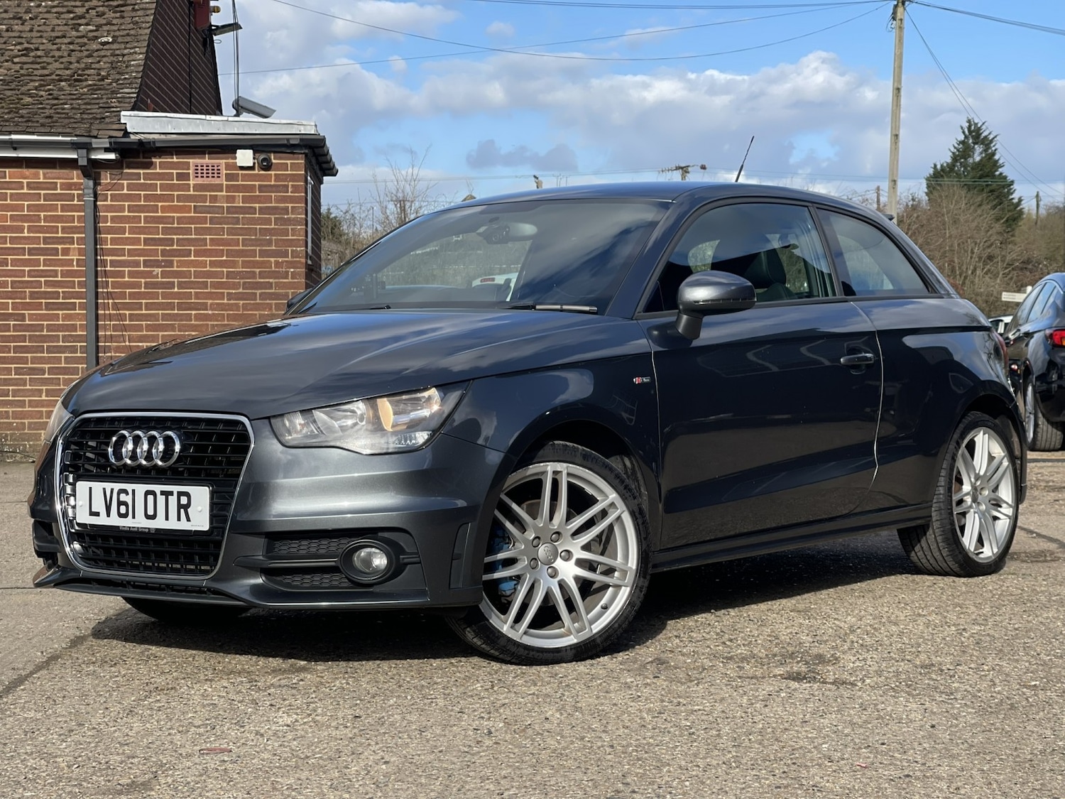 Used Audi A1 2011 for sale - 77836996: Photo 10