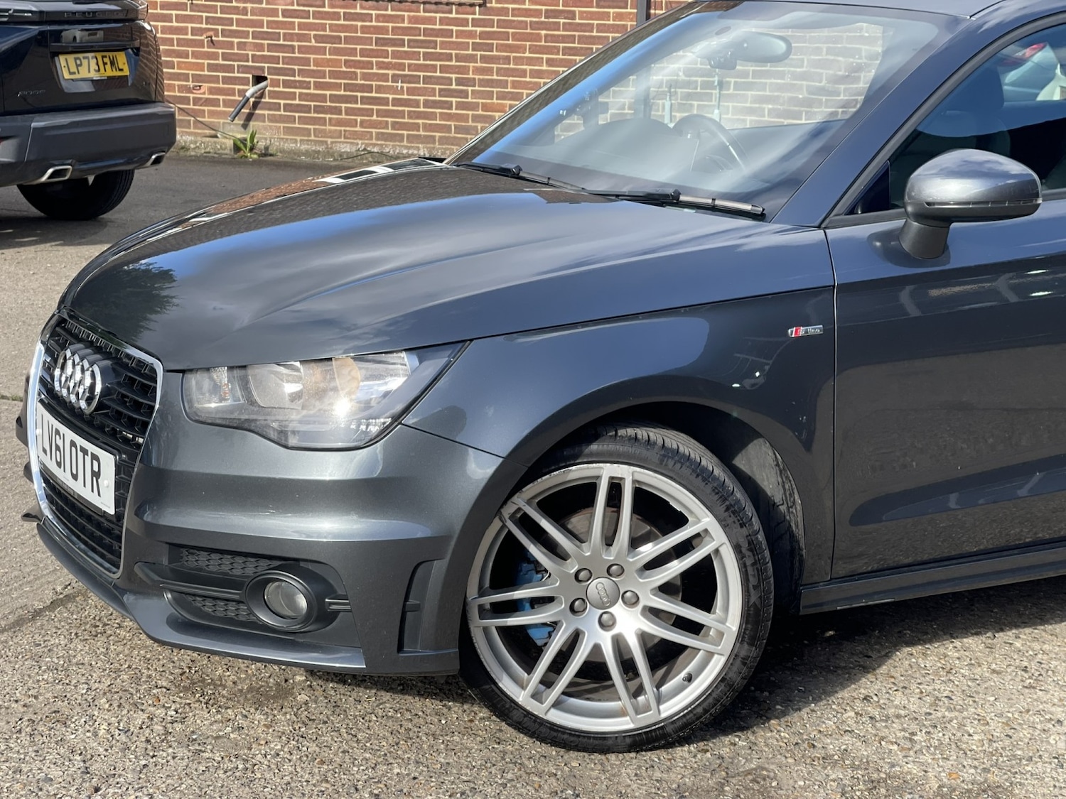 Used Audi A1 2011 for sale - 77836996: Photo 11