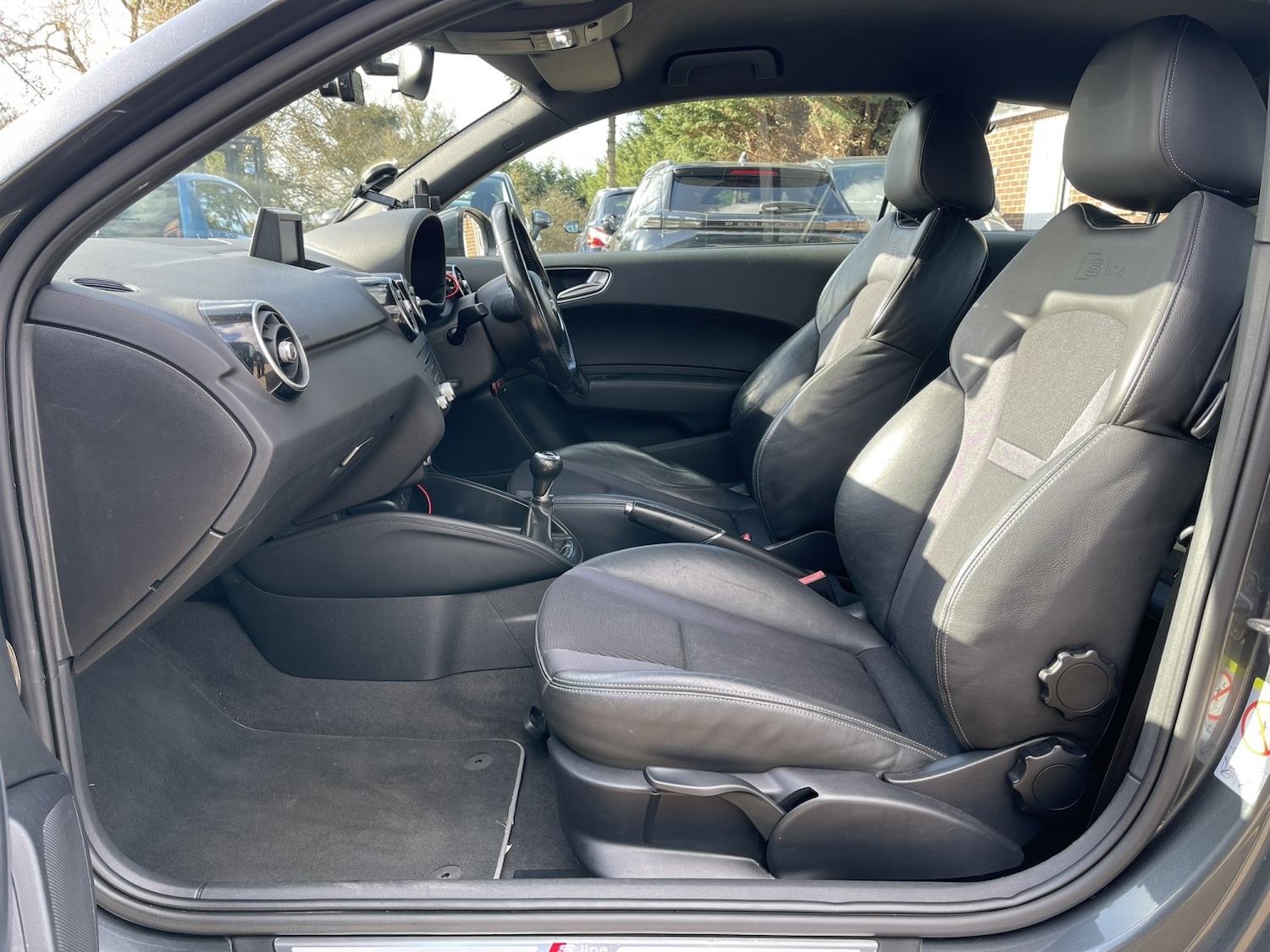 Used Audi A1 2011 for sale - 77836996: Photo 35