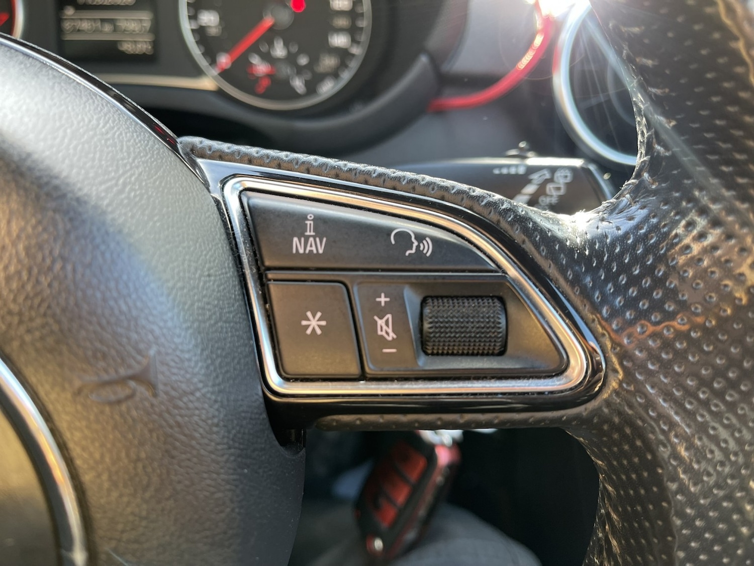 Used Audi A1 2011 for sale - 77836996: Photo 44