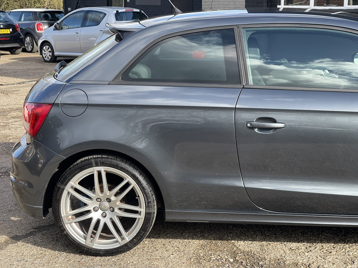 Used Audi A1 2011 for sale - 77836996: Photo 7