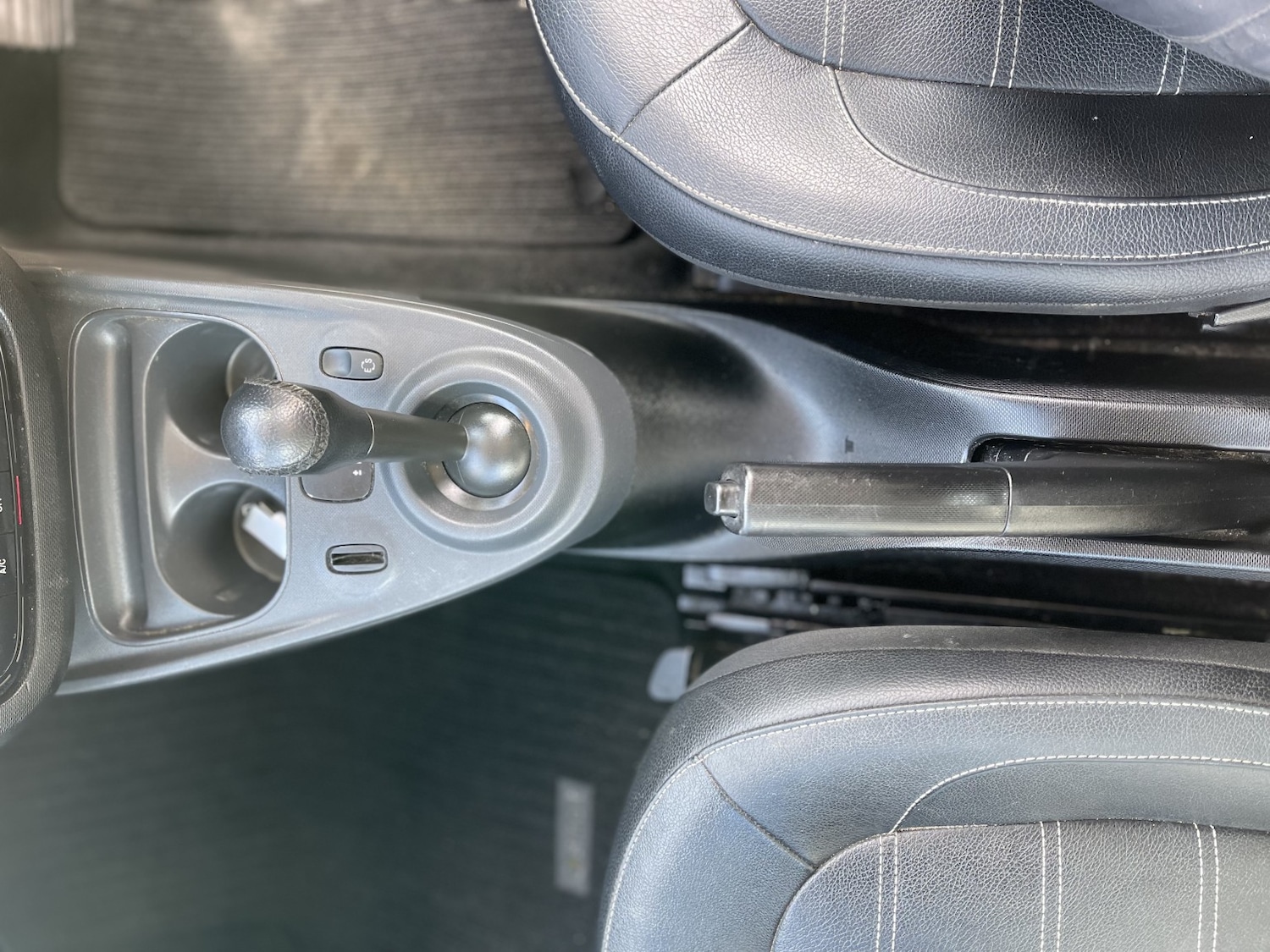 Used smart fortwo 2015 for sale - 78062230: Photo 44