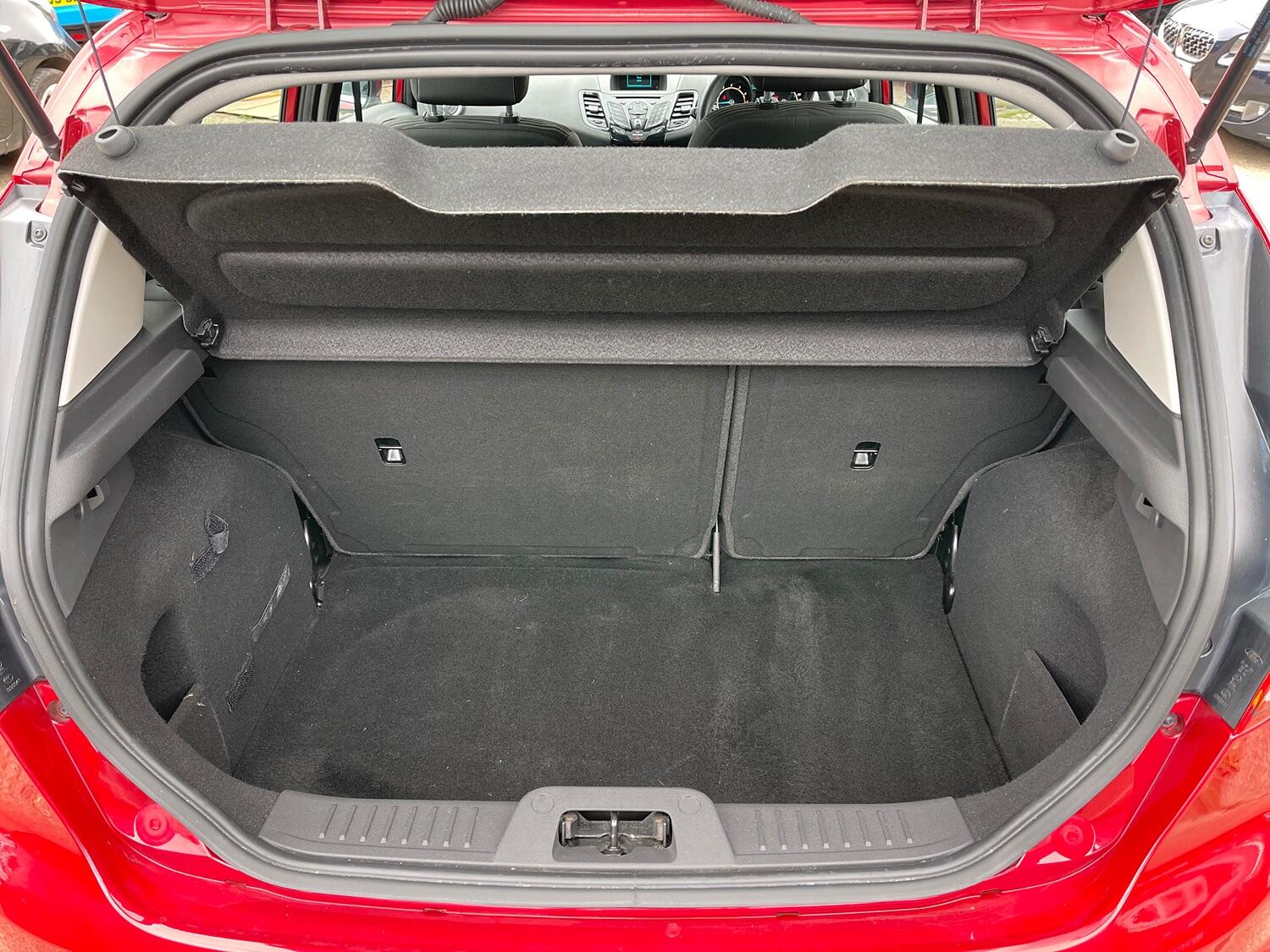 Used Ford Fiesta 2015 for sale - 76019567: Photo 43