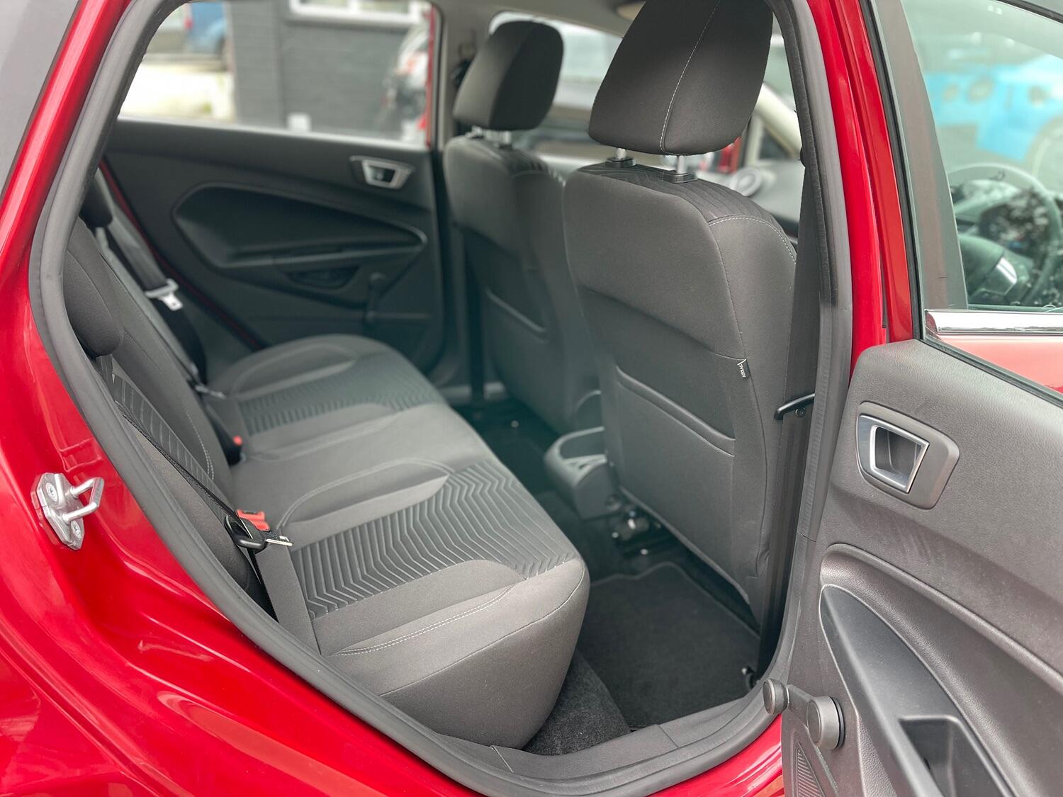 Used Ford Fiesta 2015 for sale - 76019567: Photo 48