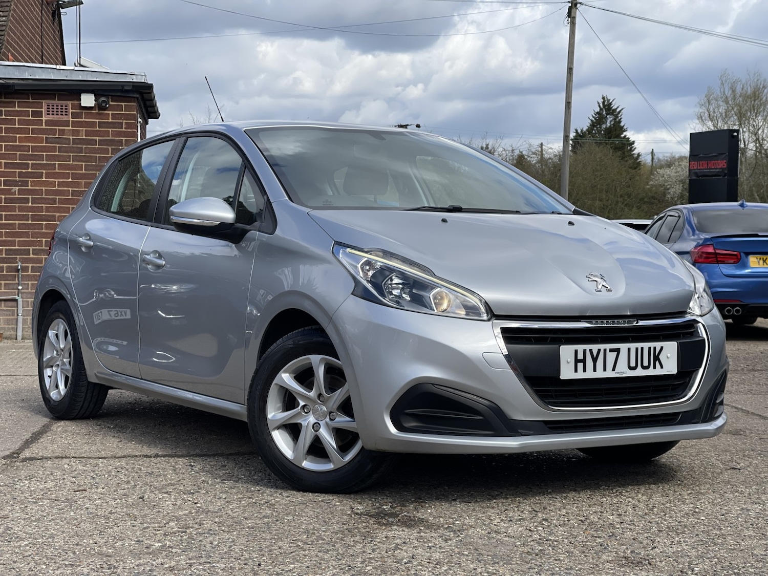 Used Peugeot 208 2017 for sale - 78062249: Photo 2